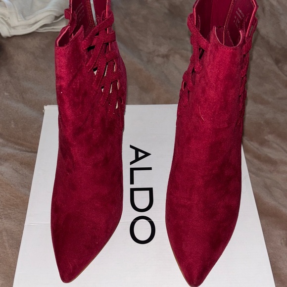 Aldo Women's Burgundy Ankle Booties - Picture 1 of 7